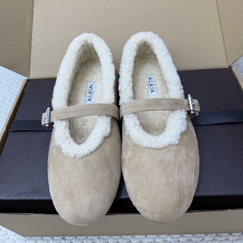 Alaia Flat Shoes